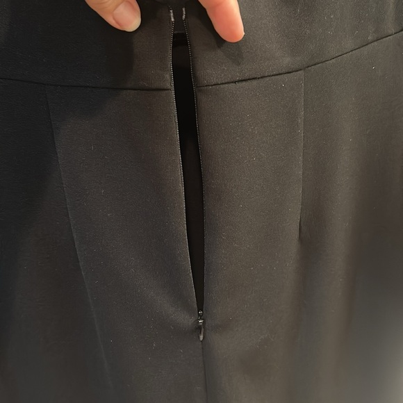 Adorable Alice Moon mini dress with scalloped edges and cutout back - Picture 5 of 9